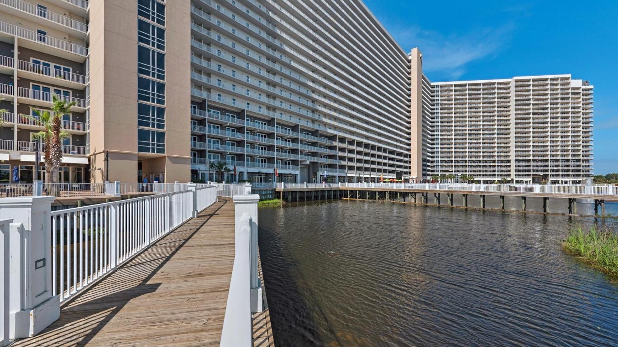 Laketown Wharf 335! 1 Bd, 2 Bathroom With Amazing Amenities Panama City Beach Bagian luar foto